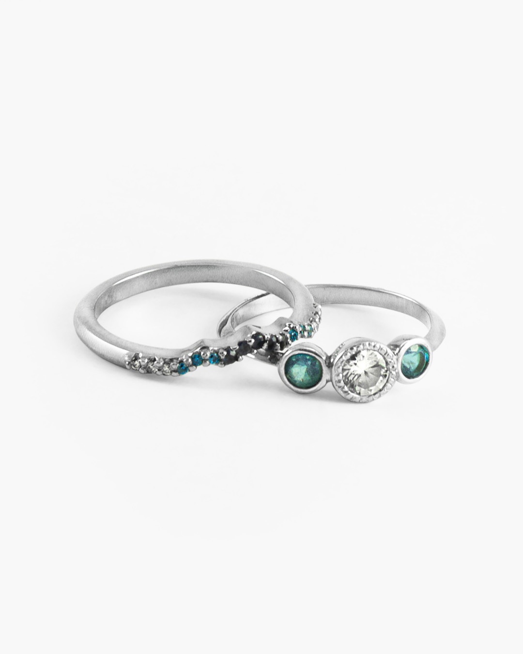 detalle de joyería mexicana contemporánea